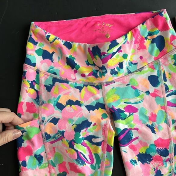 Lilly Pulitzer Luxletic Weekender Midi Pina Colada Club Leggings Size XXS - Picture 6 of 12